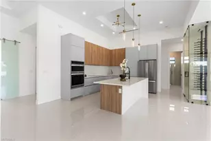 10 SW 33rd Ave, Cape Coral, FL 33991 - Photo 14