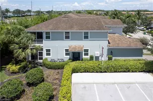 2343 Sheen Ln, Naples, FL 34120 - Photo 10