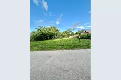 2317 Altamont Ave, Fort Myers, FL 33901 - Photo 2