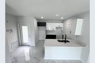 842 Sentinela Blvd, Lehigh Acres, FL 33974 - Photo 6