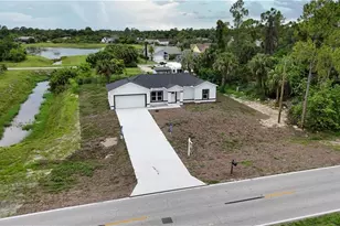 842 Sentinela Blvd, Lehigh Acres, FL 33974 - Photo 32