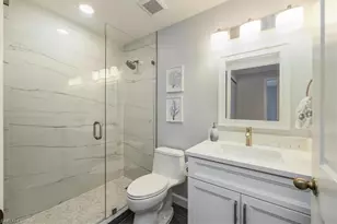 13040 Castle Harbour Dr, Naples, FL 34110 - Photo 20