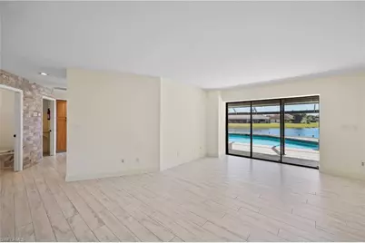 9782 Campbell Cir, Naples, FL 34109 - Photo 6