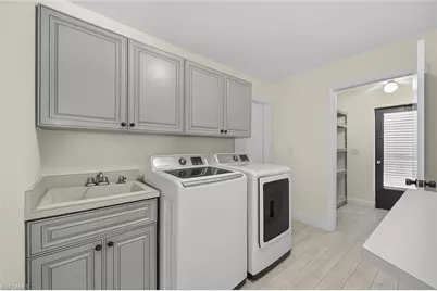9782 Campbell Cir, Naples, FL 34109 - Photo 20