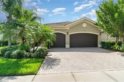 11544 Stonecreek Cir, Fort Myers, FL 33913 - Photo 2