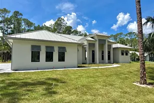 5174 Sycamore Dr, Naples, FL 34119 - Photo 6