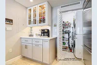 3000 Oasis Grand Blvd #1203, Fort Myers, FL 33916 - Photo 6