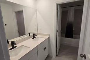 20111 Caroline Crk Pl, Lehigh Acres, FL 33974 - Photo 16