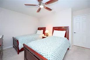 559 Beachwalk Cir, Naples, FL 34108 - Photo 22