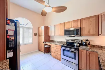 559 Beachwalk Cir #U-203, Naples, FL 34108 - Photo 12