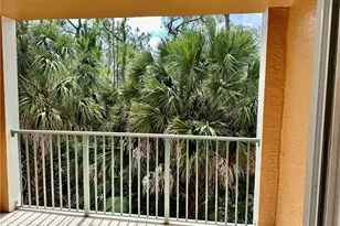 1260 Wildwood Lakes Blvd, Naples, FL 34104 - Photo 2