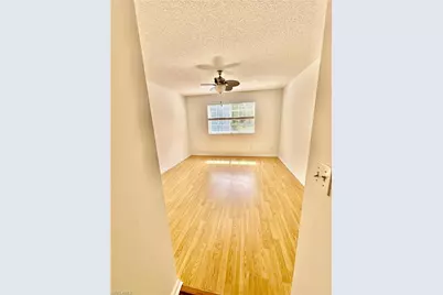 1260 Wildwood Lakes Blvd #204, Naples, FL 34104 - Photo 6