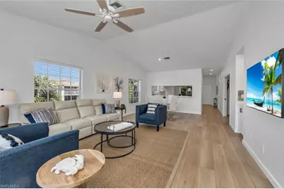 6010 Chardonnay Ln #304, Naples, FL 34119 - Photo 2