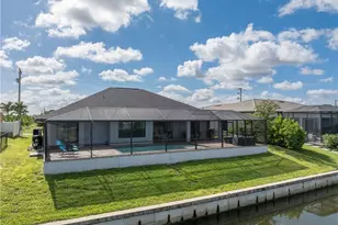 2502 SW 17th Ave, Cape Coral, FL 33914 - Photo 6