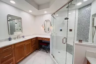 425 Cove Tower Dr, Naples, FL 34110 - Photo 24