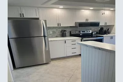 64 4th St #B101, Bonita Springs, FL 34134 - Photo 4