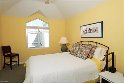 640 2nd St S #2, Naples, FL 34102 - Photo 14