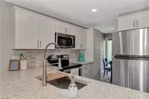 1752 Stickney Point Rd, Sarasota, FL 34231 - Photo 24