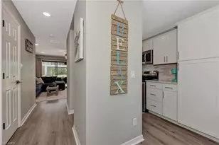 1752 Stickney Point Rd, Sarasota, FL 34231 - Photo 18