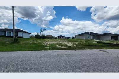 1818 NE 1st Pl, Cape Coral, FL 33909 - Photo 6