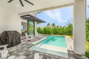 678 95th Ave N, Naples, FL 34108 - Photo 30