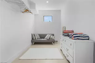 678 95th Ave N, Naples, FL 34108 - Photo 22