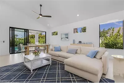 678 95th Ave N, Naples, FL 34108 - Photo 8