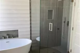 5717 Lago Villaggio Way, Naples, FL 34104 - Photo 10