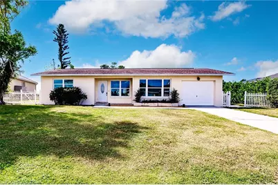 3042 SW 10th Pl, Cape Coral, FL 33914 - Photo 2