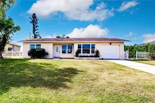 3042 SW 10th Pl, Cape Coral, FL 33914 - Photo 2