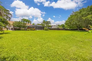 116 Sharwood Dr, Naples, FL 34110 - Photo 40