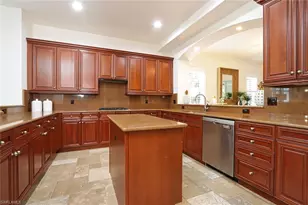 2868 Tiburon Blvd E, Naples, FL 34109 - Photo 10