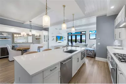 875 6th Ave S #303, Naples, FL 34102 - Photo 16