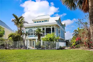 970 Victoria Way, Sanibel, FL 33957 - Photo 2