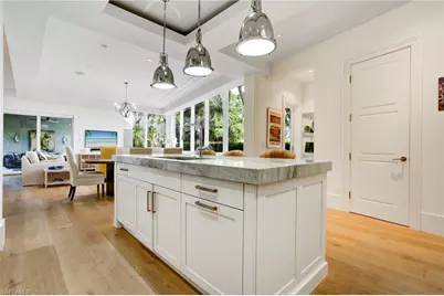 12 6th St S, Naples, FL 34102 - Photo 16