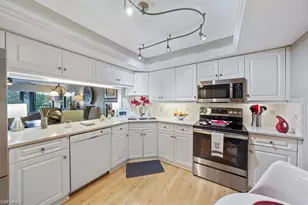 6080 Pelican Bay Blvd, Naples, FL 34108 - Photo 8