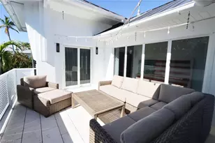 675 2nd St S, Naples, FL 34102 - Photo 24