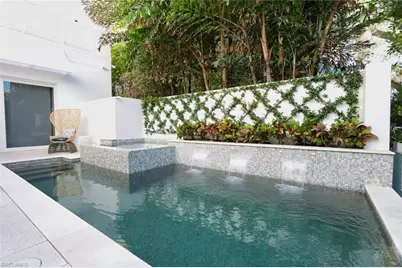 675 2nd St S, Naples, FL 34102 - Photo 30