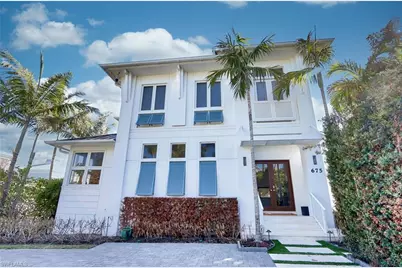 675 2nd St S, Naples, FL 34102 - Photo 1