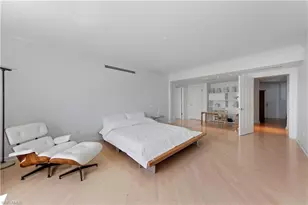 8473 Bay Colony Dr, Naples, FL 34108 - Photo 10