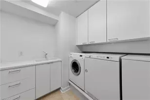 8473 Bay Colony Dr, Naples, FL 34108 - Photo 20