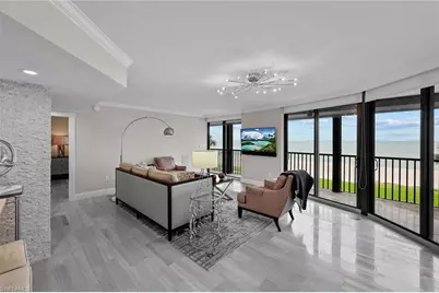 9653 Gulf Shore Dr #203, Naples, FL 34108 - Photo 2