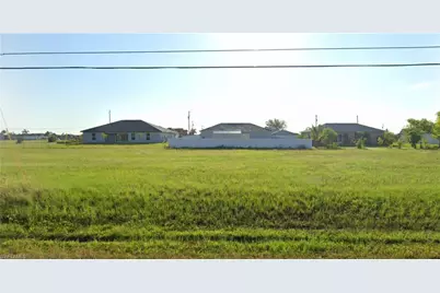 1029 Chiquita Blvd N, Cape Coral, FL 33993 - Photo 2