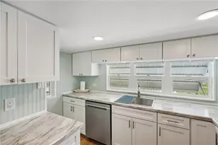 104 Willow Ln, Naples, FL 34114 - Photo 16