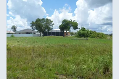 2847 Embers Pkwy W, Cape Coral, FL 33993 - Photo 4