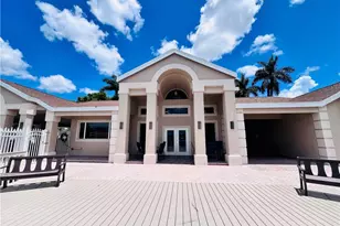 3250 W Crown Pointe Blvd, Naples, FL 34112 - Photo 42