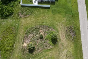 1711 NE 27th Terrace, Cape Coral, FL 33909 - Photo 4