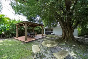 691 102nd Ave N, Naples, FL 34108 - Photo 22