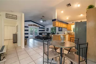 691 102nd Ave N, Naples, FL 34108 - Photo 4