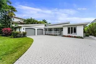 134 16th Ave S, Naples, FL 34102 - Photo 32